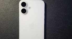 Good
													Apple iPhone 16 - Unlocked, White, 128 GB, A3081, photo 2 of 5