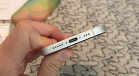 Mint
													Apple iPhone 16 - Unlocked, White, 256 GB, A3081, photo 3 of 7