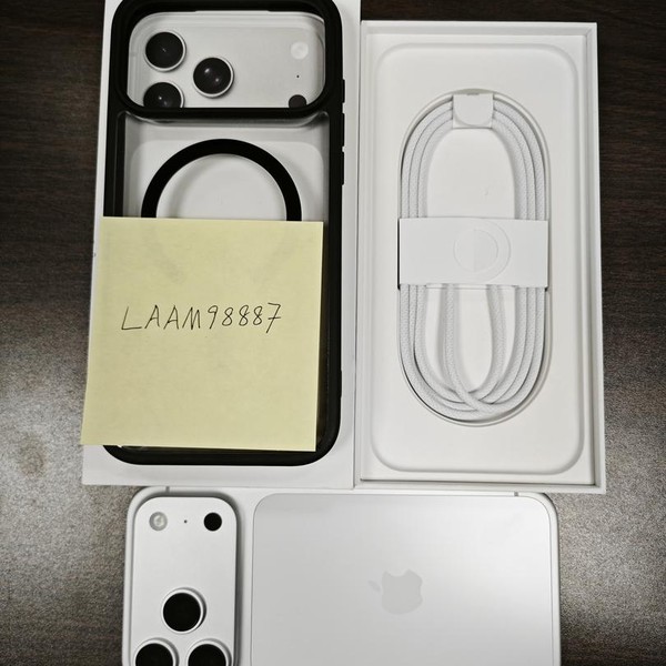 Apple iPhone 17 Pro Max - Unlocked, 512 GB, Silver, A3257