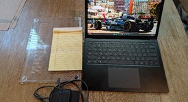 Good
													Microsoft Surface Laptop 3 - I7, Black, 256 GB, 16 GB, 13.5", photo 1 of 9