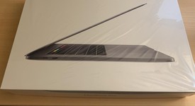 Mint
													MacBook Pro 2018 (With Touch Bar) - 15" - I9, Gray, 1 TB, 32 GB, photo 5 of 9