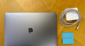 Good
													MacBook Pro 2018 (With Touch Bar) - 15" - I7, Gray, 512 GB, 32 GB, photo 3 of 8