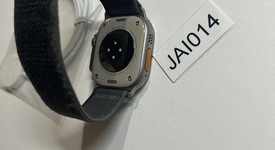 Mint
													Apple Watch Ultra 49mm - Unlocked, Titanium, A2622, photo 6 of 6