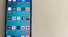Mint
													Motorola Razr (2025) - Unlocked, Blue, 256 GB, 8 GB, photo 1 of 10