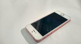 Good
													Apple iPhone SE 1st Gen 2016 - Unlocked, Rose Gold, 32 GB, A1723, photo 5 of 9