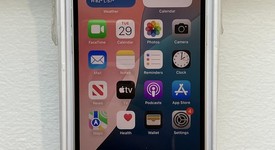 Mint
													Apple iPhone 16e - Unlocked, White, 128 GB, A3212, photo 3 of 12