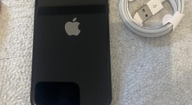 Good
													Apple iPhone SE 3rd Gen 2022 - Unlocked, Midnight, 64 GB, A2595, photo 1 of 5