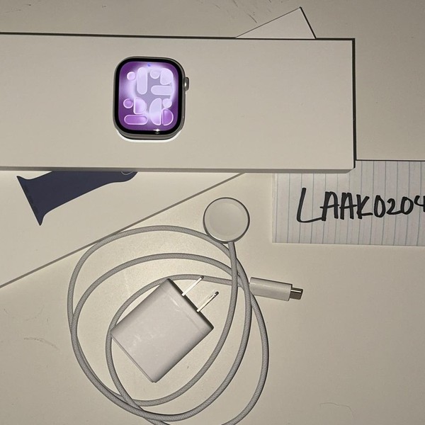 Apple Watch Series 10 46mm - Silver, A2999 - GPS, Aluminum