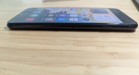 Good
													Apple iPhone SE 3rd Gen 2022 - Unlocked, Midnight, 128 GB, A2595, photo 4 of 14