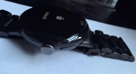 Mint
													Google Pixel Watch 4 - Unlocked, Black, 45mm, LTE, photo 4 of 5