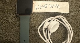 Good
													Apple Watch Series 6 44mm - Unlocked, Gold, A2294 - Cellular, Aluminum, photo 2 of 5