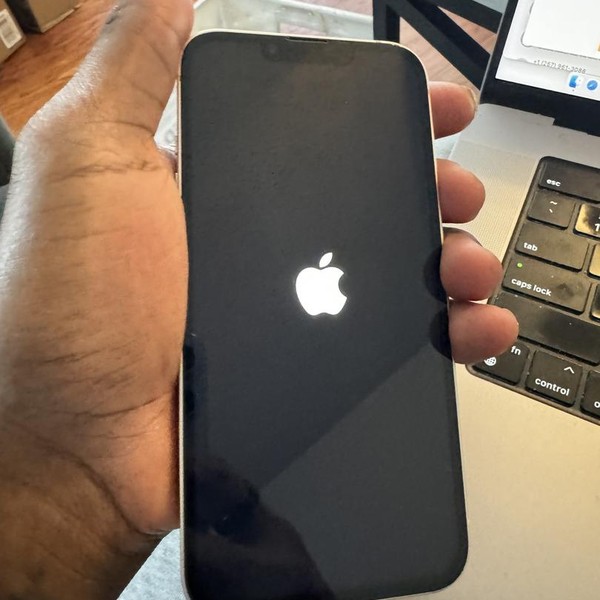 Apple iPhone 13 - AT&T, 128 GB, Starlight, A2482