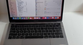 Good
													MacBook Pro 2018 (With Touch Bar) - 13" - I5, Gray, 256 GB, 8 GB, photo 1 of 8
