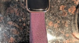 Good
													Apple Watch Series 10 42mm - Rose Gold, A2997 - GPS, Aluminum, photo 4 of 6