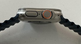 Good
													Apple Watch Ultra 2 49mm - Unlocked, Natural, A2986, photo 4 of 5