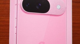 New
													Google Pixel 9 - Unlocked, Peony, 128 GB, 12 GB, G2YBB, photo 3 of 6