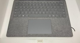 Good
													Microsoft Surface Laptop 3 - I5, Platinum, 128 GB, 8 GB, 13.5", photo 3 of 11