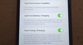 Good
													Apple iPhone Xr - Unlocked, Red, 64 GB, A1984, photo 3 of 7