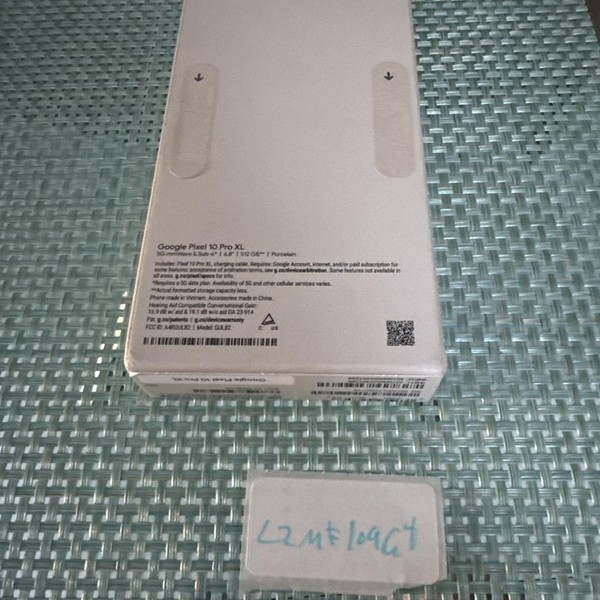 Google Pixel 10 Pro XL - Unlocked, 512 GB, Porcelain, GUL82