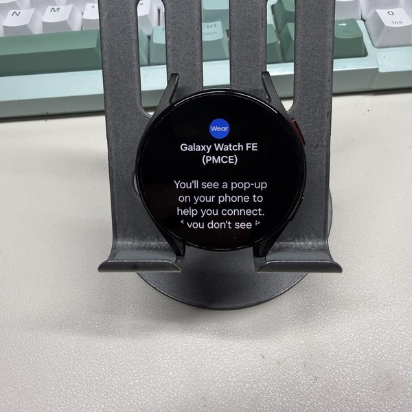 Samsung Galaxy Watch FE - Unlocked, Black, 40 mm