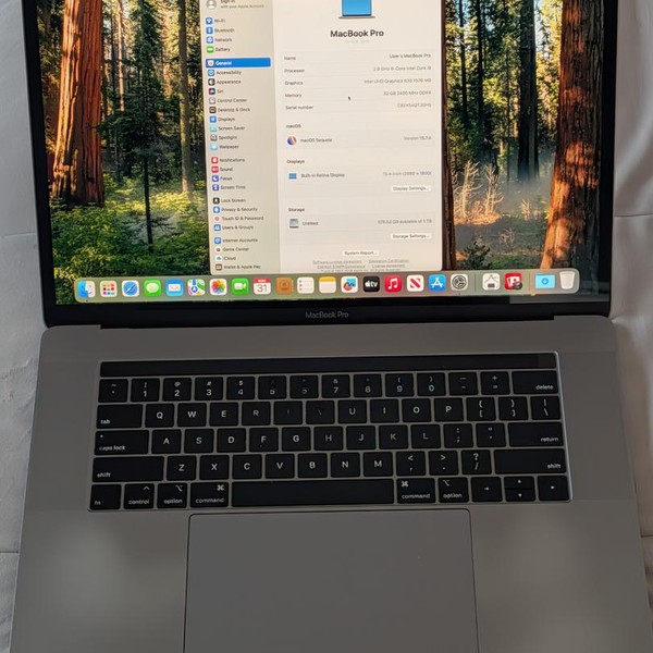 MacBook Pro 2018 (With Touch Bar) - 15 inch - 1 TB, Gray, 32 GB, Intel Core i9