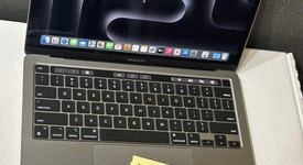 Fair
													MacBook Pro 2022 - 13" - Apple M2, Gray, 512 GB, 8 GB, photo 1 of 11