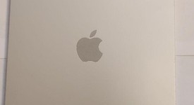 Good
													Apple iPad 10th Gen - Unlocked, Silver, 64 GB, A2757, photo 3 of 4