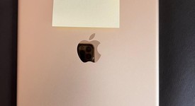 Good
													Apple iPad 5th Gen - Wi-Fi, Gold, 32 GB, A1822, photo 2 of 9