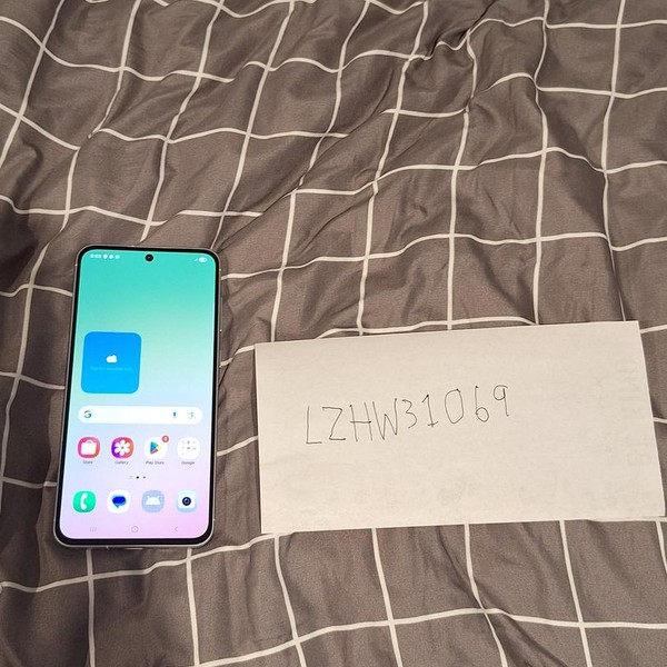 Samsung Galaxy A56 5G - Unlocked, Light Gray, 256 GB, 8 GB