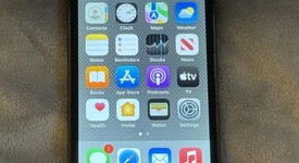 Mint
													Apple iPod Touch 7th Gen - Wi-Fi, Gray, 32 GB, photo 5 of 13
