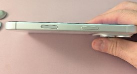 Mint
													Apple iPhone 17 Pro - Unlocked, Silver, 256 GB, A3256, photo 3 of 12