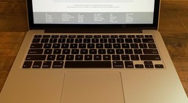 Good
													MacBook Pro 2015 (Retina) - 13" - Silver, 256 GB, 16 GB, photo 1 of 16