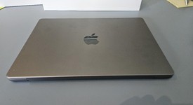 Mint
													MacBook Pro Late 2023 (M3) - 14" - Apple M3, Silver, 512 GB, 8 GB, 10-core GPU, photo 3 of 10