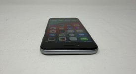 Mint
													Apple iPhone 6 - Unlocked, Gray, 64 GB, A1549, photo 4 of 6