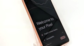 Mint
													Google Pixel 7a - Unlocked, Coral, 128 GB, 8 GB, GWKK3, photo 3 of 9