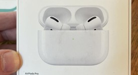 Used
													Apple AirPods Pro 1st Gen - MagSafe Case, photo 5 of 8