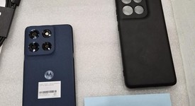 Mint
													Moto G Stylus 5G (2025) - TracFone, Gibraltar Sea, 128 GB, 8 GB, photo 3 of 13