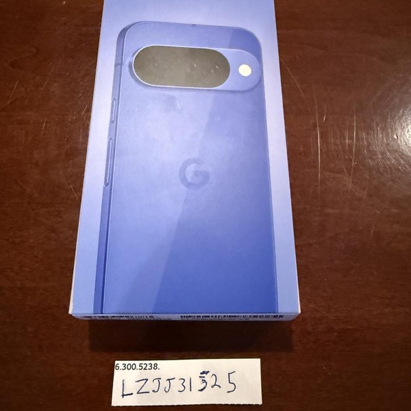 Google Pixel 10 - Unlocked, 128 GB, Indigo, GLBW0