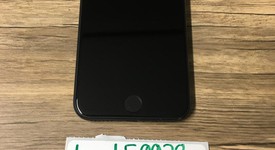 Mint
													Apple iPhone SE 2nd Gen 2020 - Unlocked, Black, 64 GB, A2275, photo 2 of 7