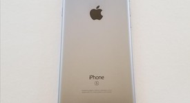 Mint
													Apple iPhone 6S - AT&T, Silver, 32 GB, A1633, photo 5 of 8