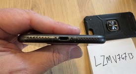 Good
													Apple iPhone 8 Plus - Unlocked, Gray, 256 GB, A1864, photo 4 of 8