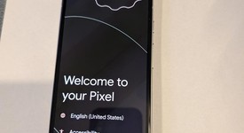 Mint
													Google Pixel 8a - Unlocked, Porcelain, 128 GB, 8 GB, GKV4X, Sub-6 5G, photo 1 of 5