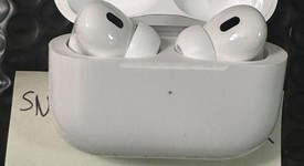 Used
													Apple AirPods Pro 2nd Gen - USB-C, photo 3 of 8