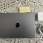 Mint MacBook Pro 2021 - 14 inch - 512 GB, Silver, 16 GB, Apple M1 Pro 8-core