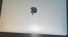 Good
													MacBook Pro 2016 (No Touch Bar) - 13" - Silver, 256 GB, 8 GB, photo 1 of 5