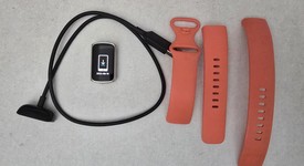 Mint
													Fitbit Charge 6 - Gold, photo 4 of 8