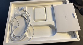 Good
													MacBook Pro 2021 - 16" - Apple M1 Pro 10-core, Silver, 1 TB, 16 GB, photo 2 of 9