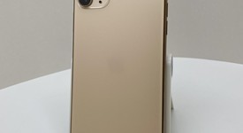 Fair
													Apple iPhone 11 Pro Max - Unlocked, Gold, 64 GB, A2161, photo 3 of 7