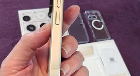 Mint
													Nothing Phone (3) - Unlocked, White, 512 GB, 16 GB, photo 3 of 8