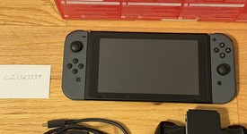 Good
													Nintendo Switch - Grey, 32 GB, photo 4 of 16